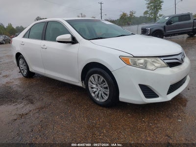 TOYOTA CAMRY 2012