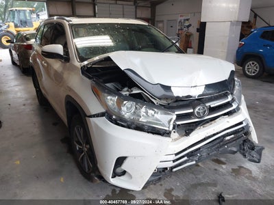TOYOTA HIGHLANDER 2017