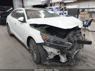 KIA CADENZA 2017
