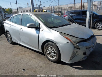 TOYOTA PRIUS 2016