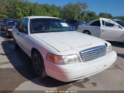 FORD CROWN VICTORIA 2004