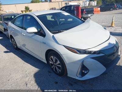 TOYOTA PRIUS PRIME 2017