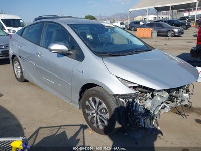 TOYOTA PRIUS PRIME 2021