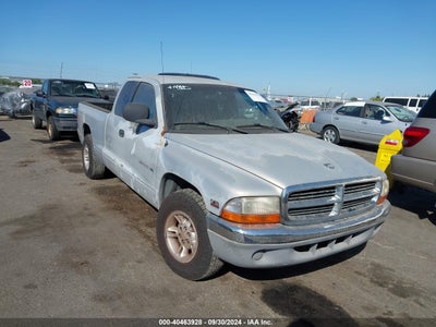 DODGE DAKOTA 2000