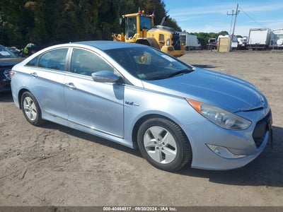 HYUNDAI SONATA HYBRID 2011