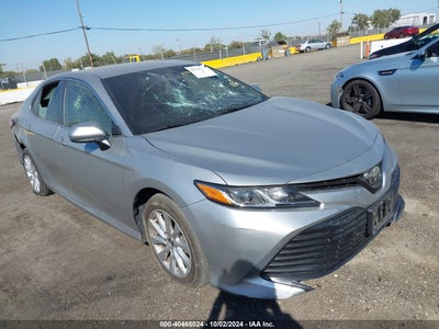 TOYOTA CAMRY 2018