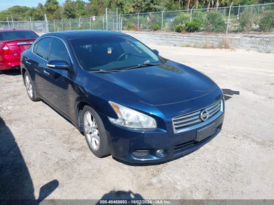 NISSAN MAXIMA 2014