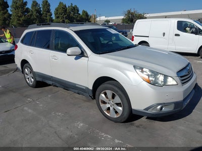 SUBARU OUTBACK 2010