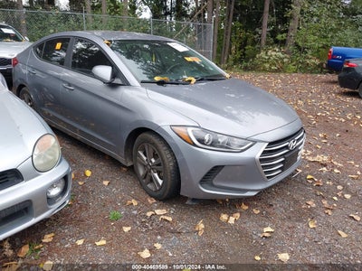 HYUNDAI ELANTRA 2017