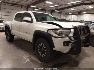 TOYOTA TACOMA 2017
