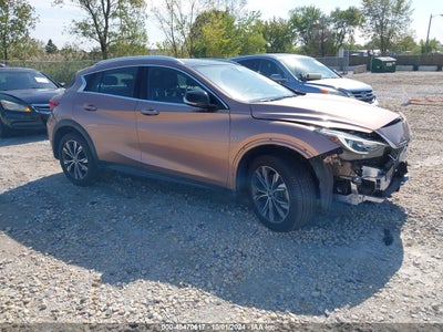 INFINITI QX30 2017