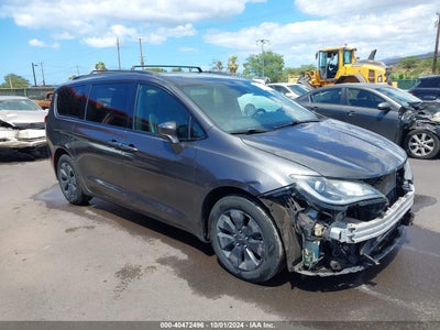CHRYSLER PACIFICA HYBRID 2019