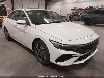 Hyundai Elantra 2025