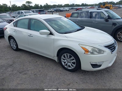 NISSAN ALTIMA 2015