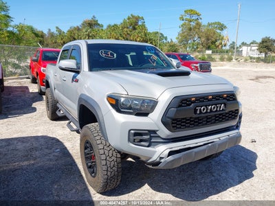 TOYOTA TACOMA 2017