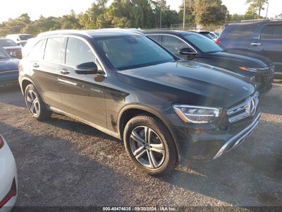 MERCEDES-BENZ GLC 300 2022