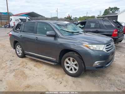 TOYOTA HIGHLANDER 2013