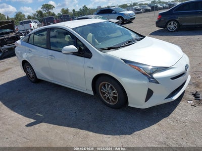 TOYOTA PRIUS 2016
