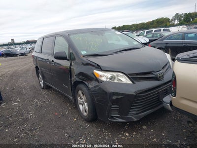 TOYOTA SIENNA 2020