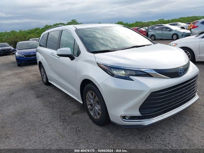 TOYOTA SIENNA 2024