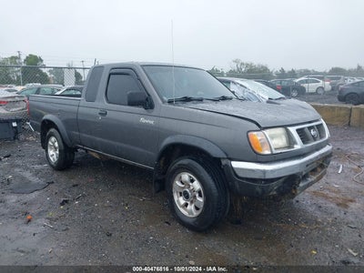 NISSAN FRONTIER 2000