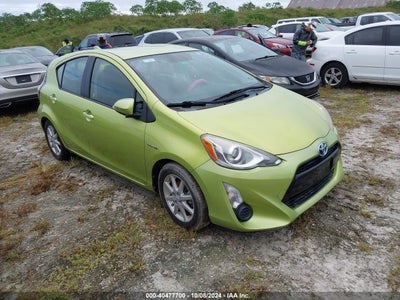 TOYOTA PRIUS C 2015