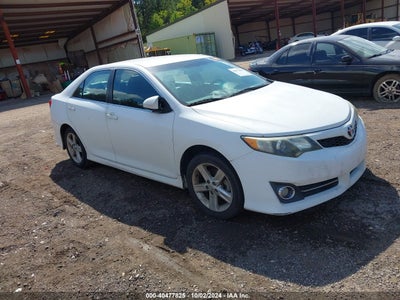 TOYOTA CAMRY 2014
