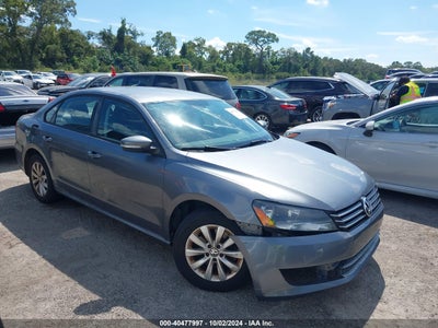 VOLKSWAGEN PASSAT 2012