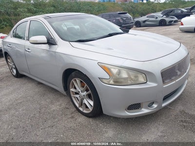 NISSAN MAXIMA 2011