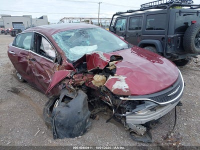 CHRYSLER 200 2015
