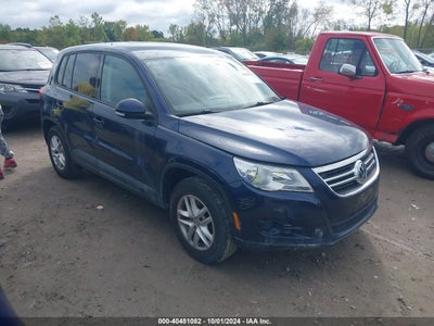 VOLKSWAGEN TIGUAN 2011