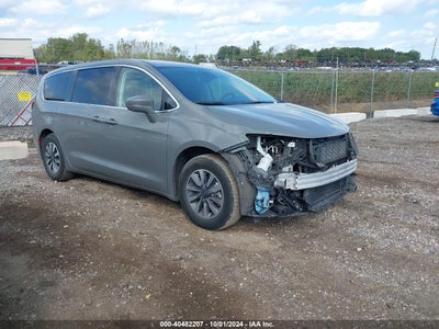 CHRYSLER PACIFICA HYBRID 2022