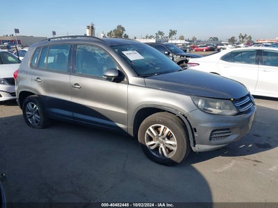 VOLKSWAGEN TIGUAN 2016