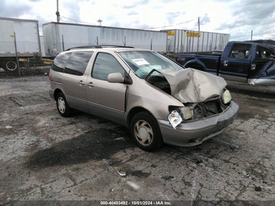 TOYOTA SIENNA 2002