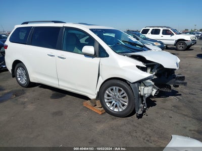 TOYOTA SIENNA 2017