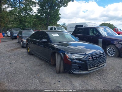 AUDI S8 2023