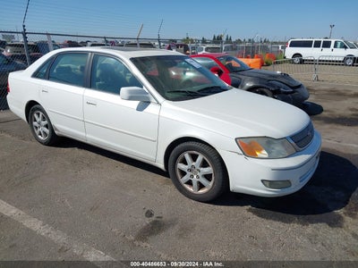 TOYOTA AVALON 2001