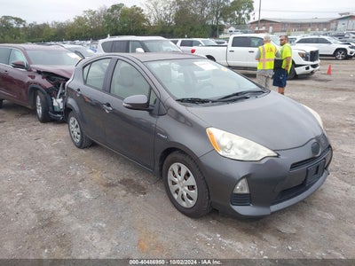 TOYOTA PRIUS C 2014