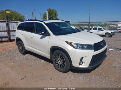 TOYOTA HIGHLANDER 2017