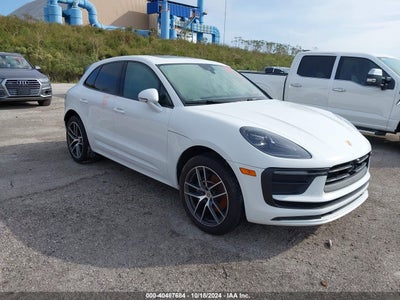 PORSCHE MACAN 2024