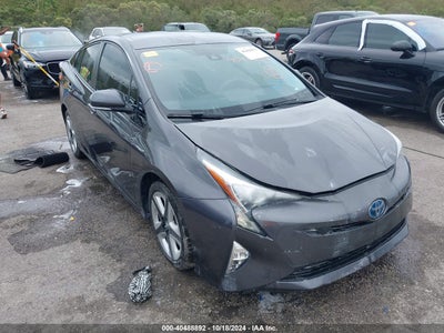 TOYOTA PRIUS 2018