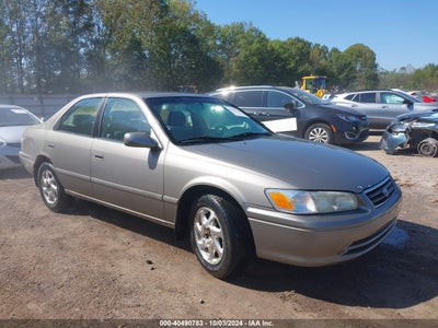 TOYOTA CAMRY 2001