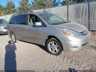 TOYOTA SIENNA 2006
