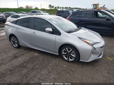 TOYOTA PRIUS 2016