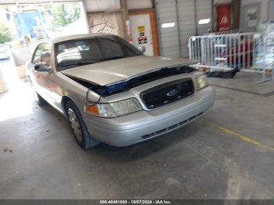 FORD CROWN VICTORIA 2009