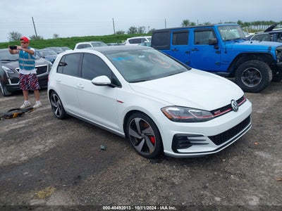 VOLKSWAGEN GOLF GTI 2020