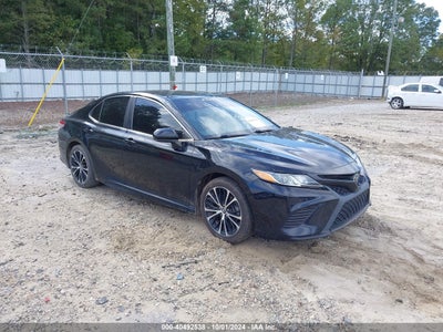 TOYOTA CAMRY 2018
