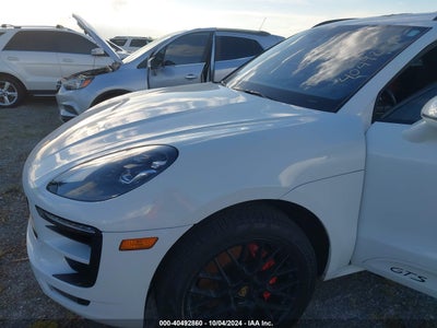 PORSCHE MACAN 2017