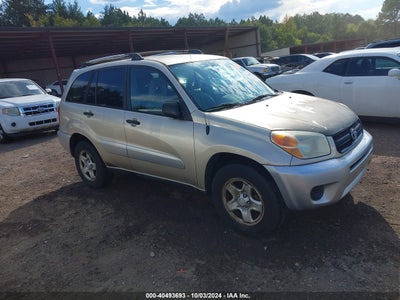 TOYOTA RAV4 2005