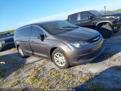 CHRYSLER PACIFICA 2017